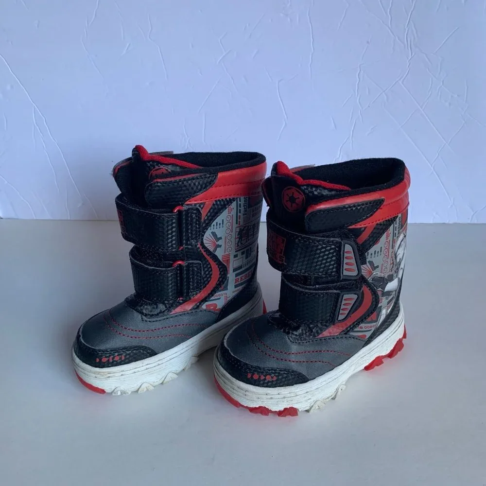 Star Wars‎ toddler winter boots size M (7/8)